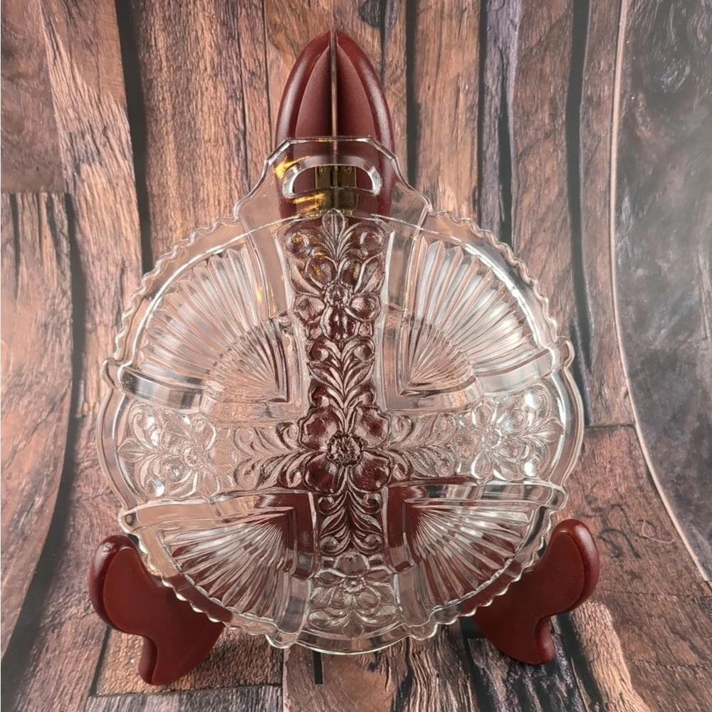 Vtg‎ Clear Glass Handled Plate 6.5